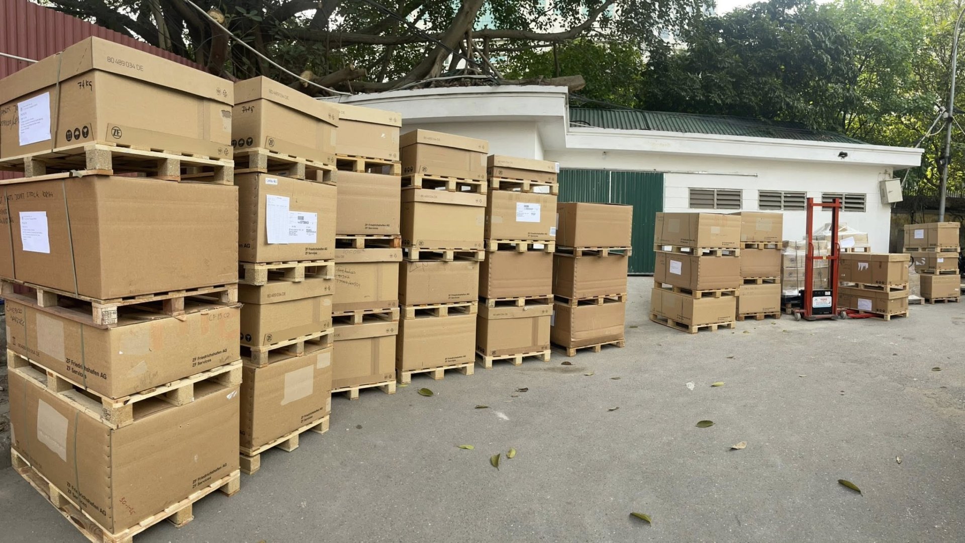 Phụ tùng OEM
